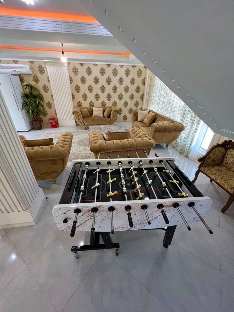 ویلا سرسره آبی