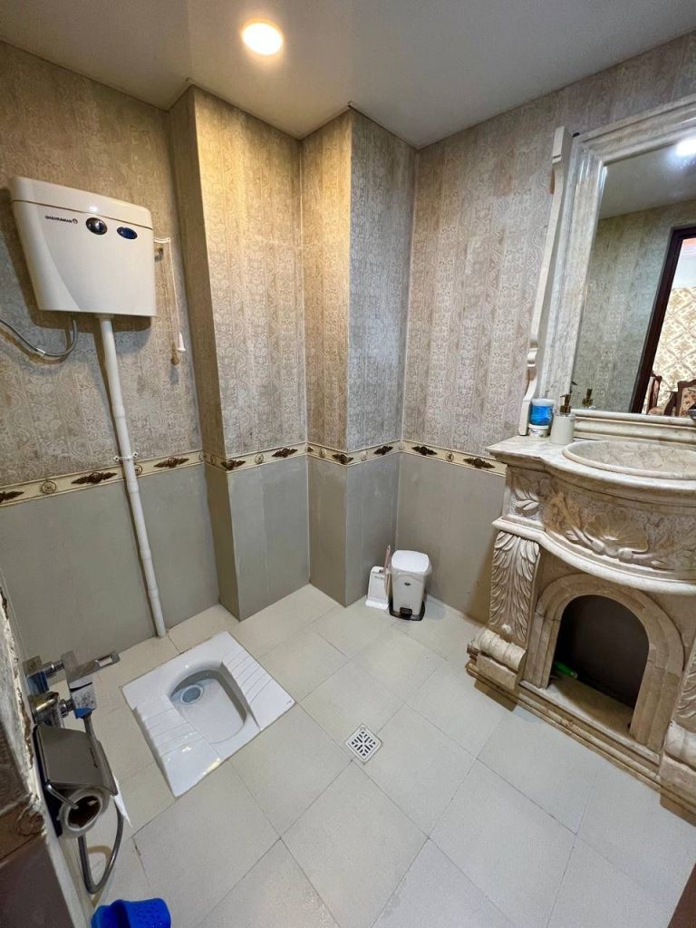 ویلا سرسره آبی