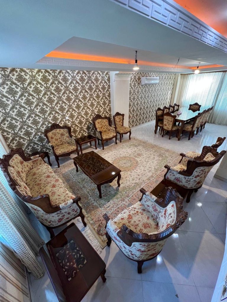 ویلا سرسره آبی