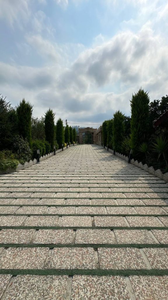 عمارت نیلوفر